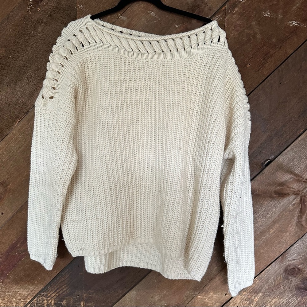 Buffalo cream sweater